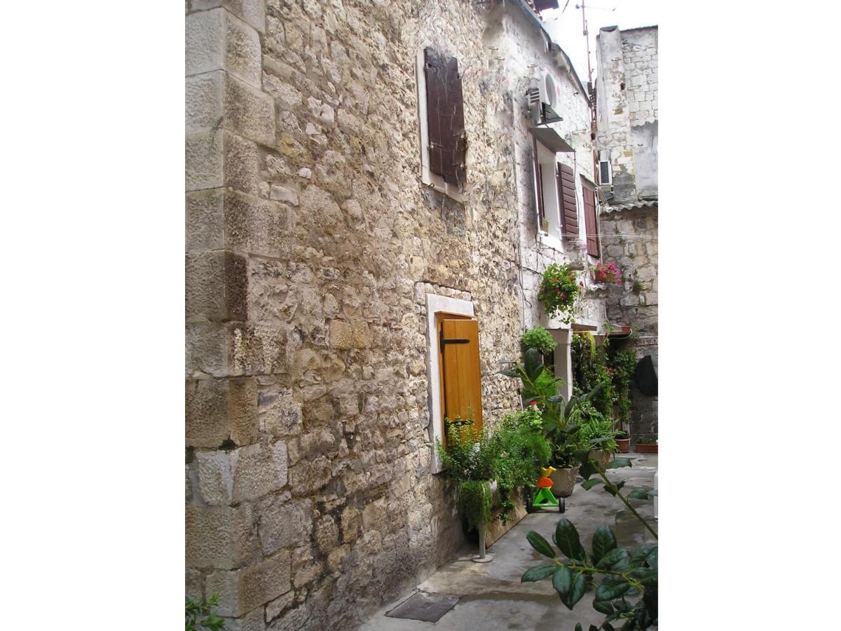 Marko Polo B Old Town Trogir